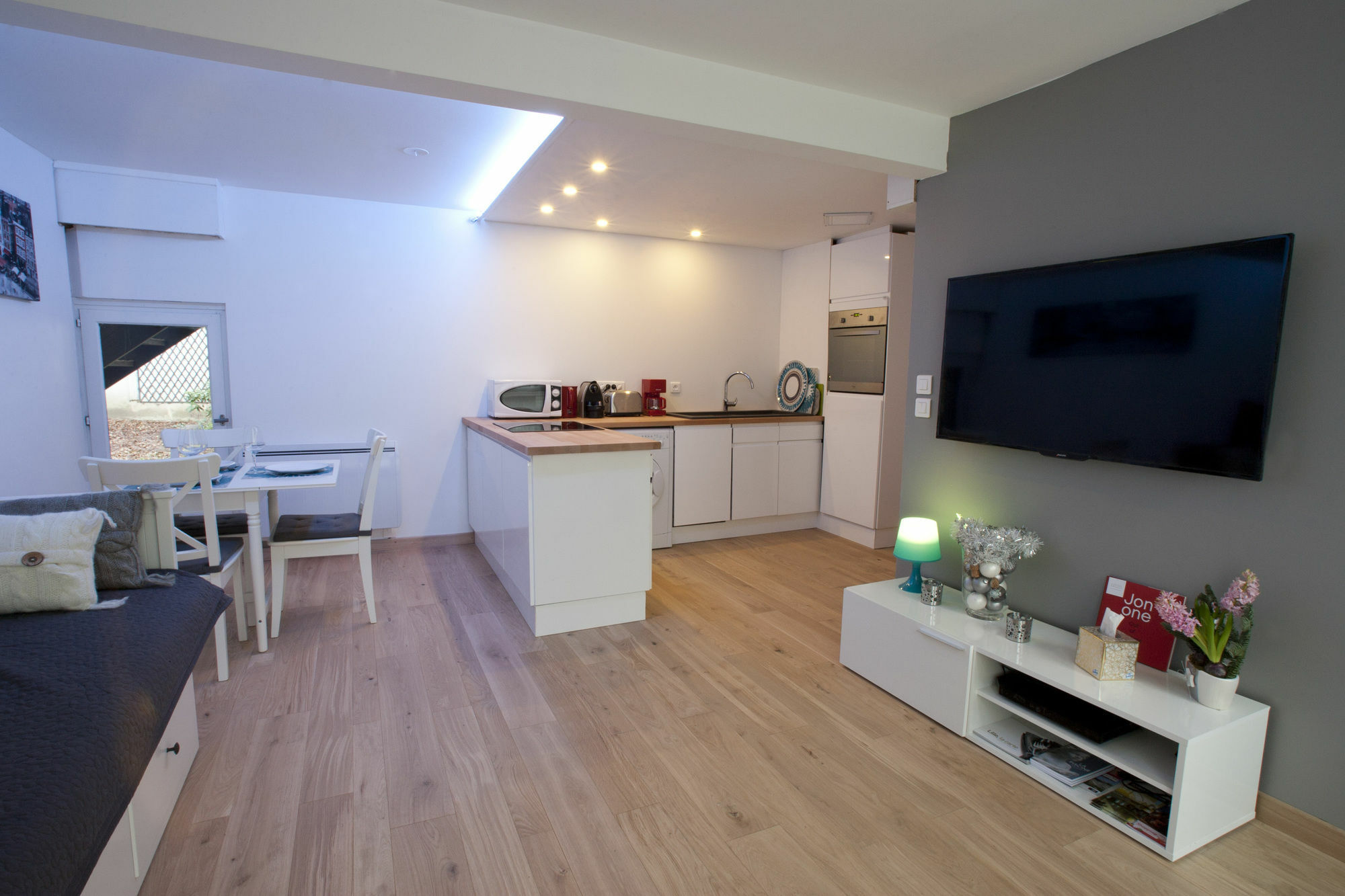 Escalille Le Voltaire Apartment Екстериор снимка